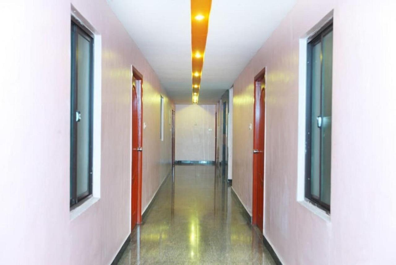 Gnana Srm Residecny Hotel Pondicherry Exterior photo